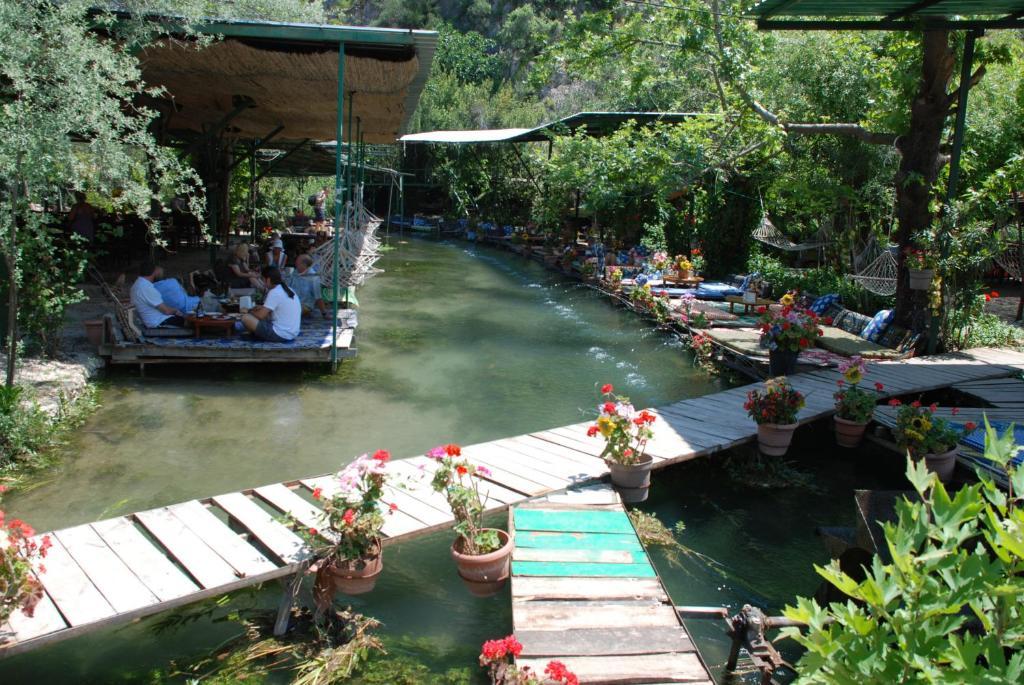 Gorge Club Hotel