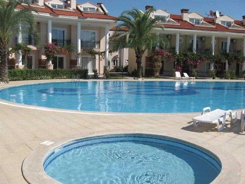 Oasis Residences