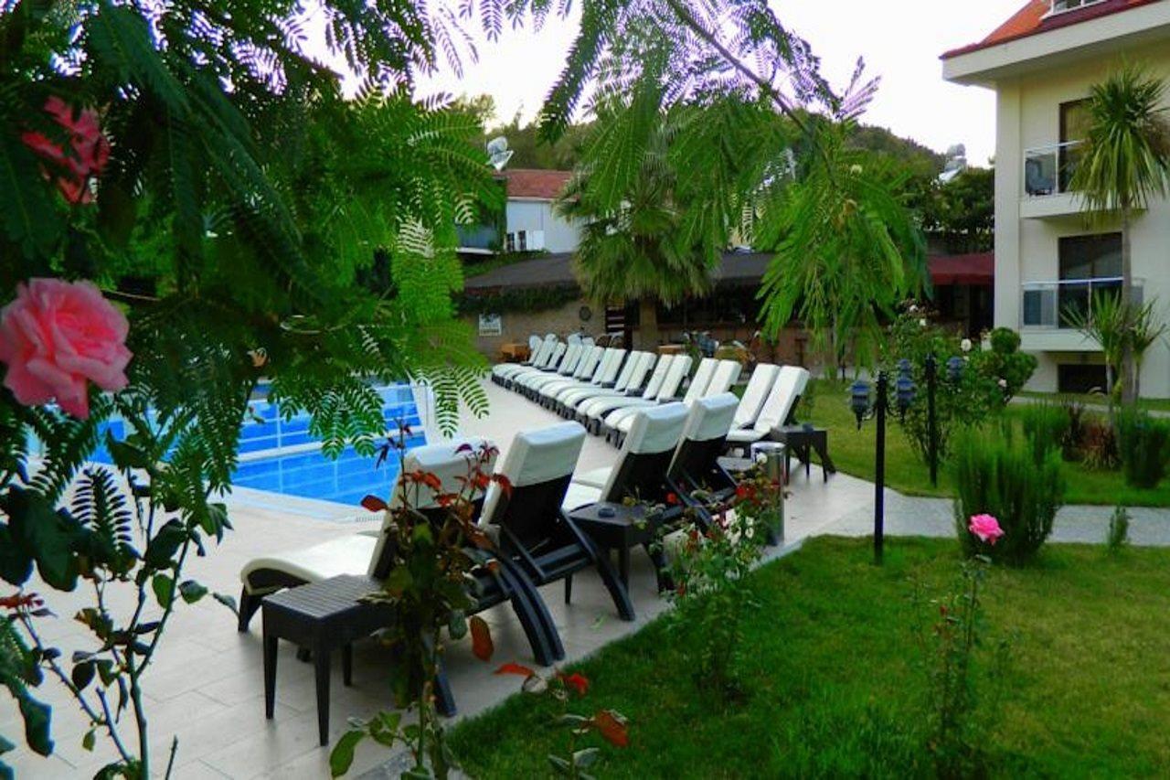 Hotel Deluxe 4*