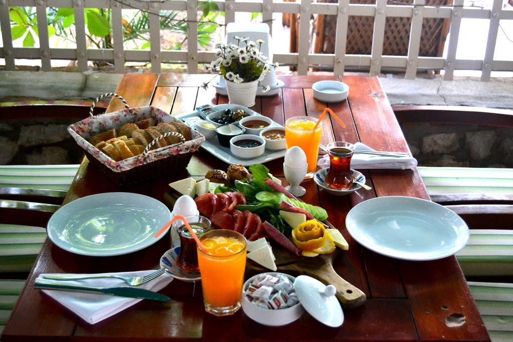 Mimoza Hotel 5*