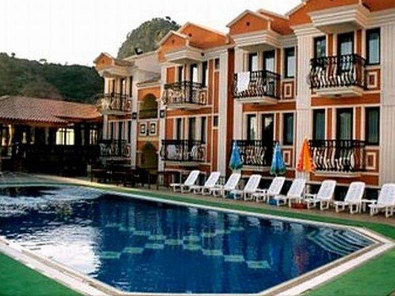Magic Tulip Hotel