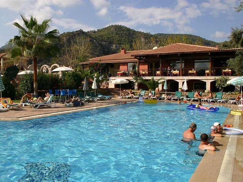 Otel Katre 4*