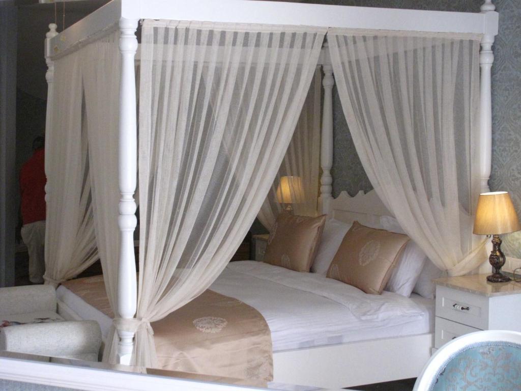 Sea Breeze Hotel&apartments 4*