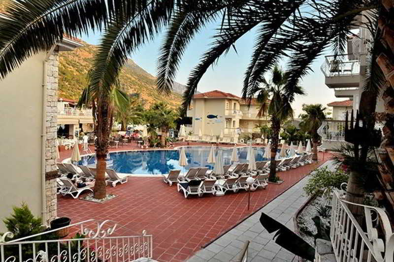 Hotel The Blue Lagoon Deluxe