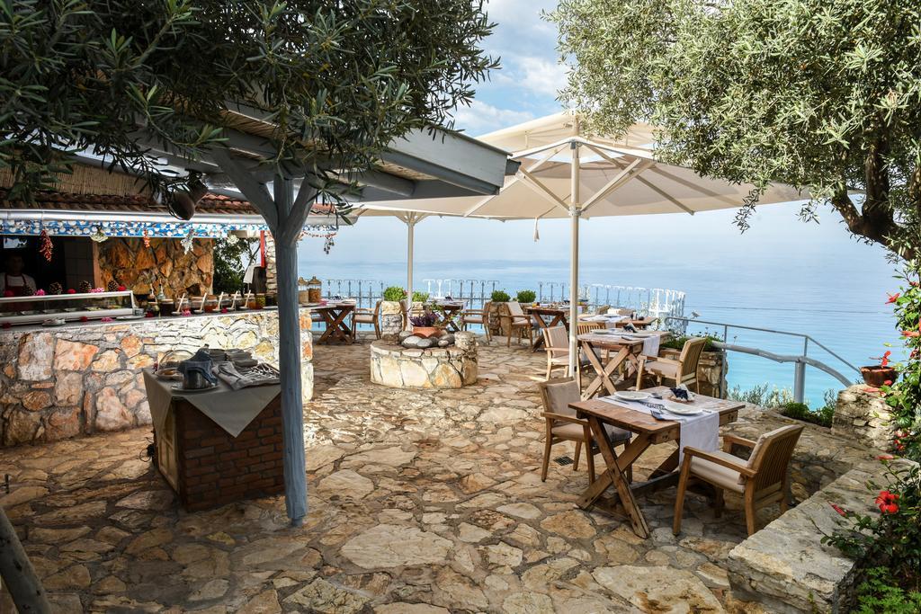 Beyaz Yunus - Adult Only Oludeniz