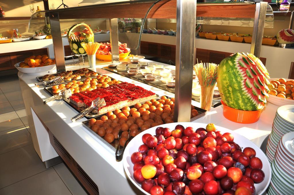 Telmessos Neva Hotel 3*