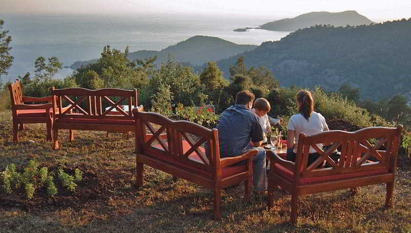 Montana Pine Resort 4*
