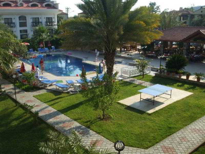 Blue Star Otel