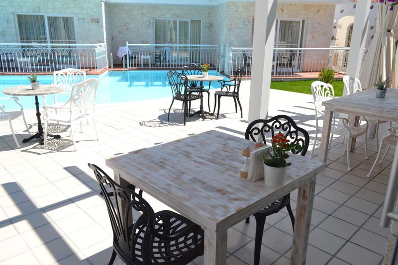 La Boutique Maya 4*