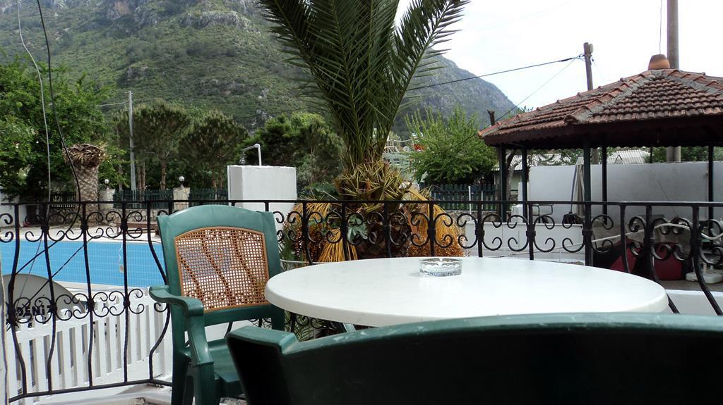 Hotel Club La Perla 2*