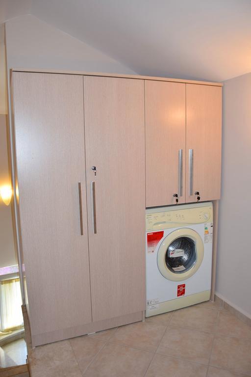 Thera 22 Apartment