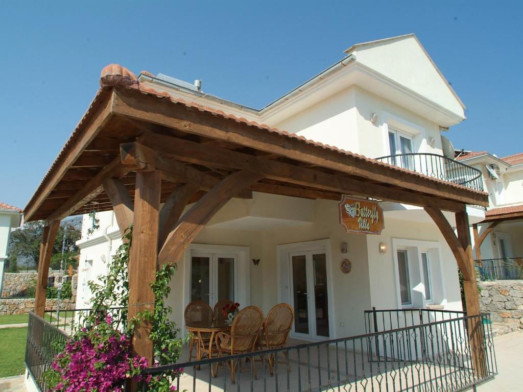 Hotel Sea Breeze Hotel&apartments 4*