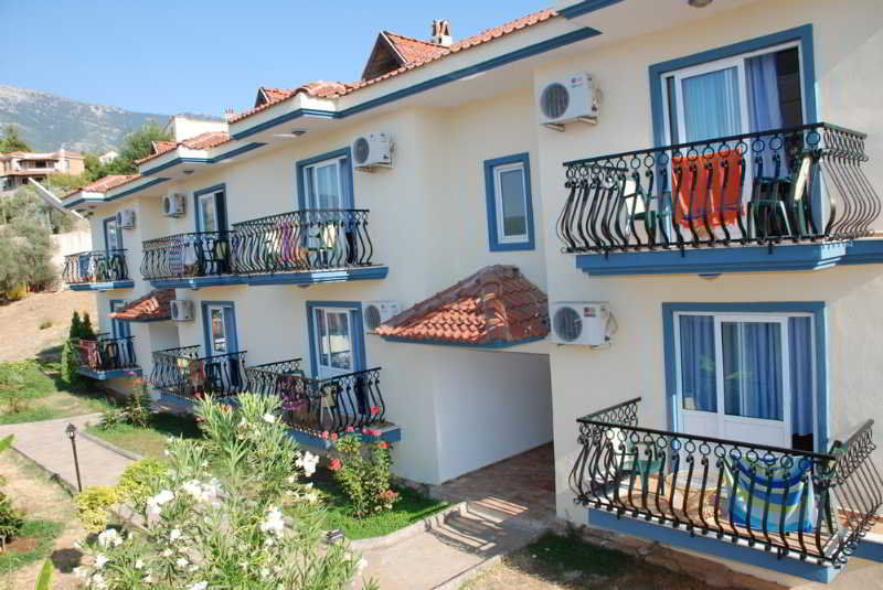 Gurol Aqua Resort Hotel And Apart 3*