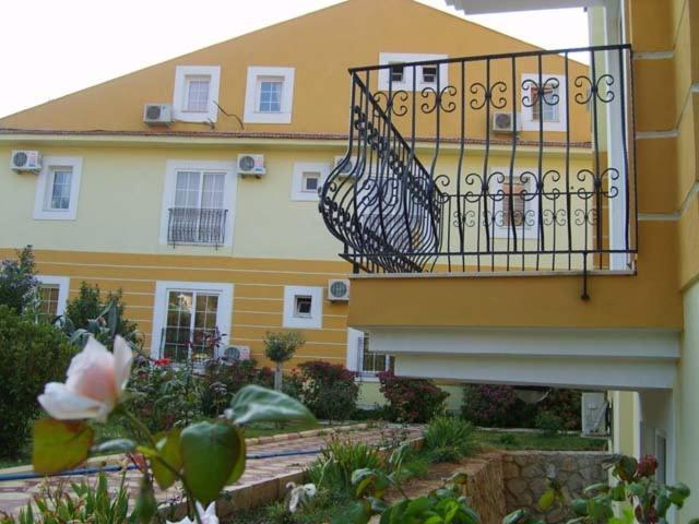 Pinara Aparts 4* Oludeniz