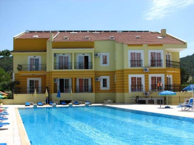 Pinara Aparts 4* Oludeniz