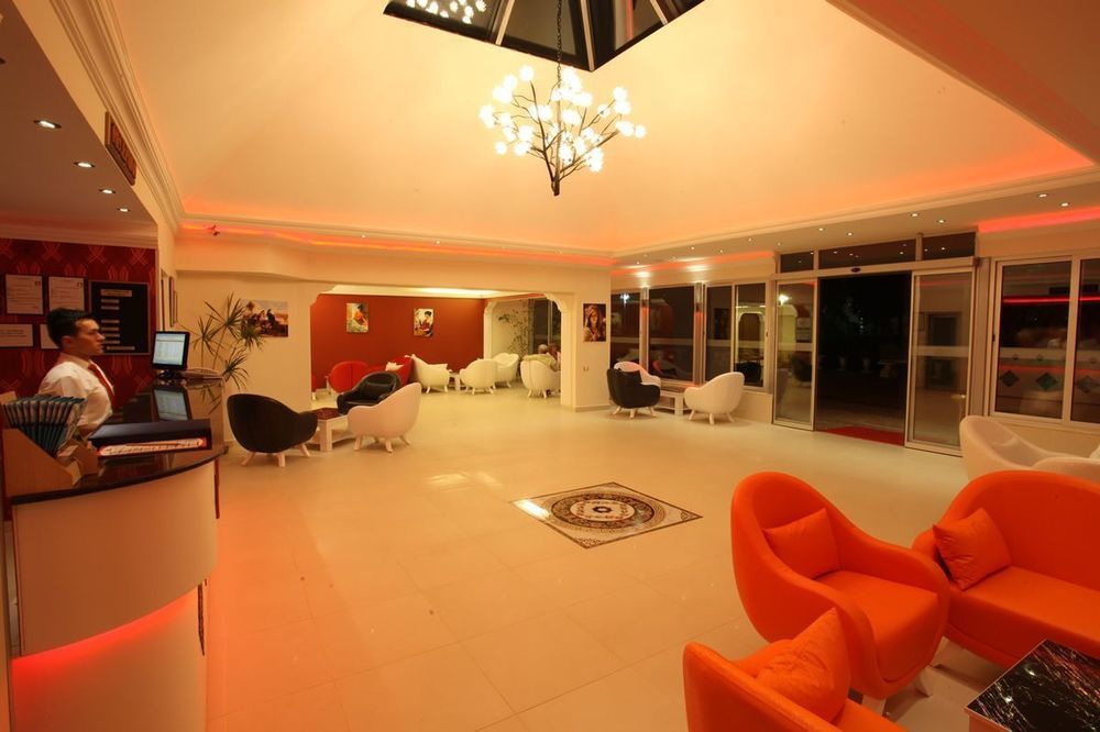 Destina Otel 3*