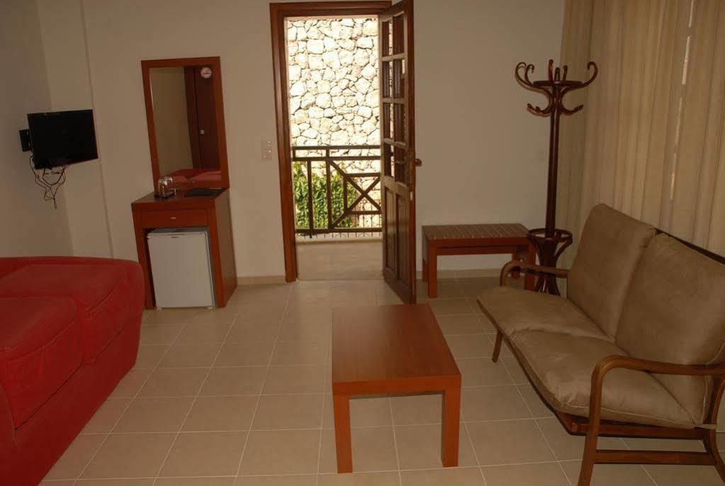 Otel Saray 2*