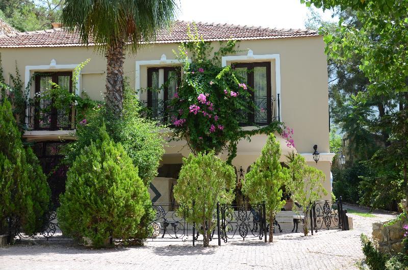 Hotel Paradise Garden 3*