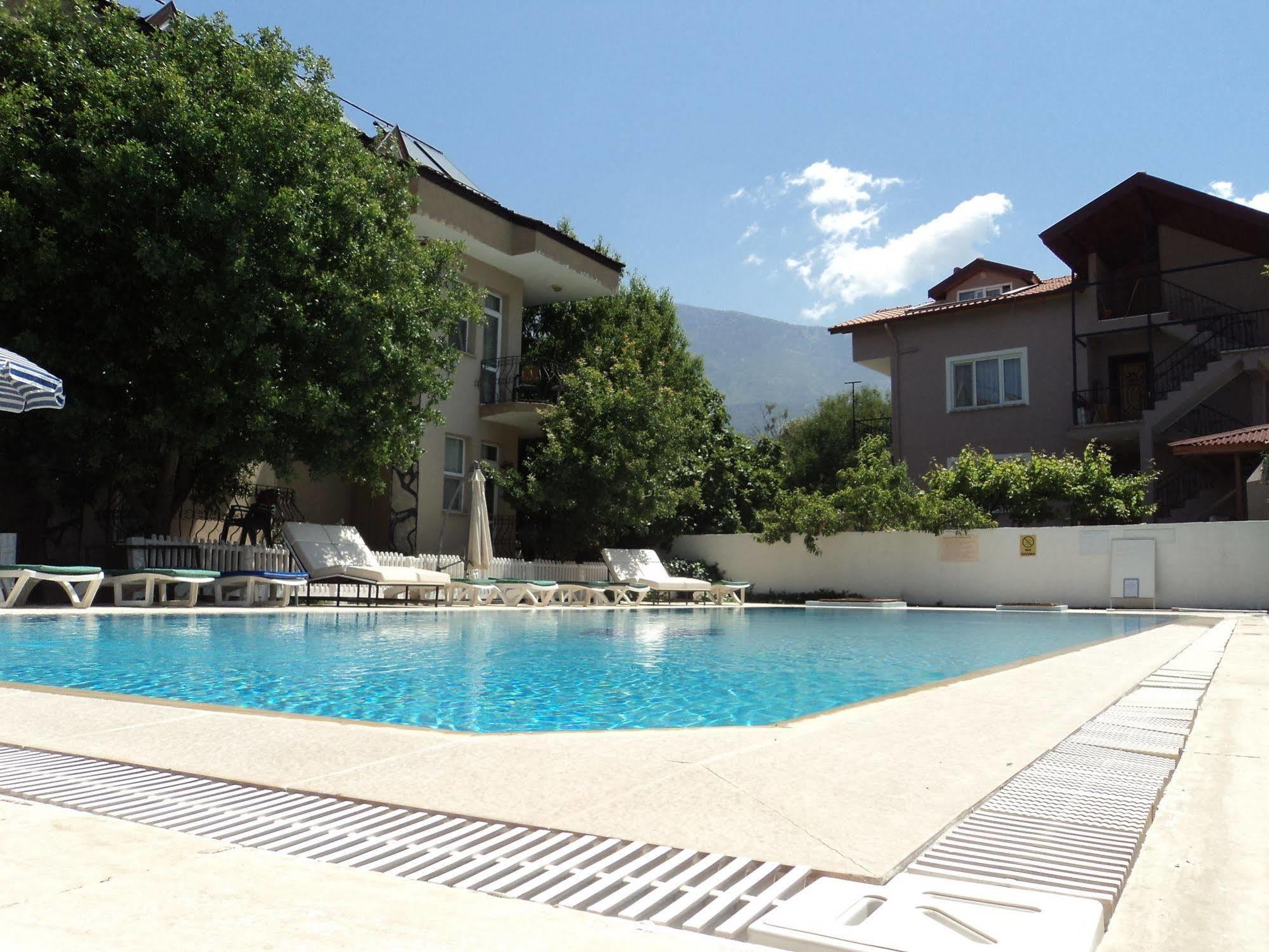 Club La Perla 2* Oludeniz