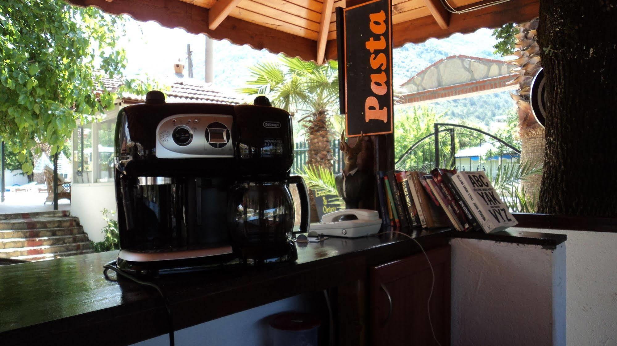 Hotel Club La Perla 2*