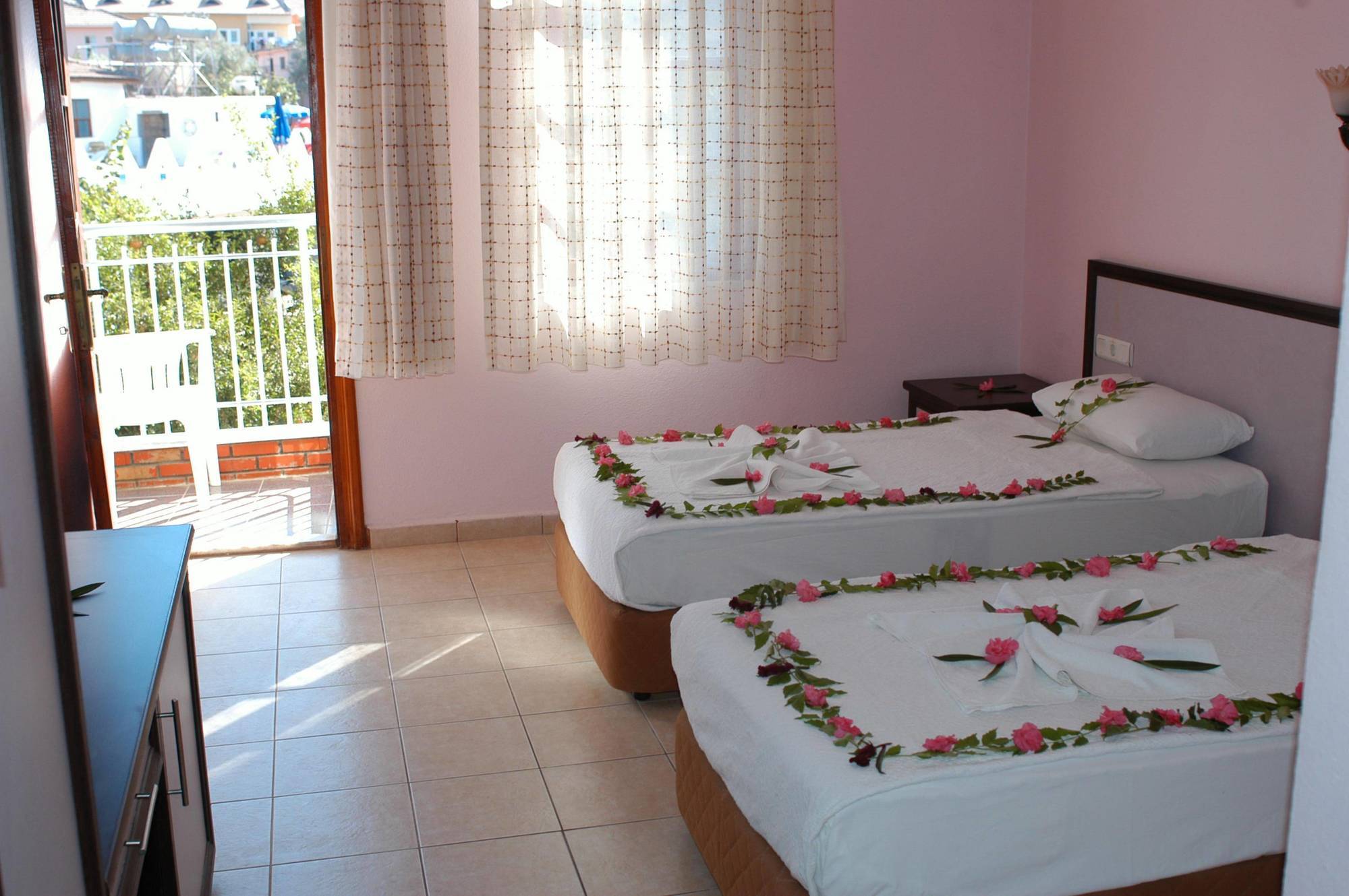 Tolay Otel Ölüdeniz