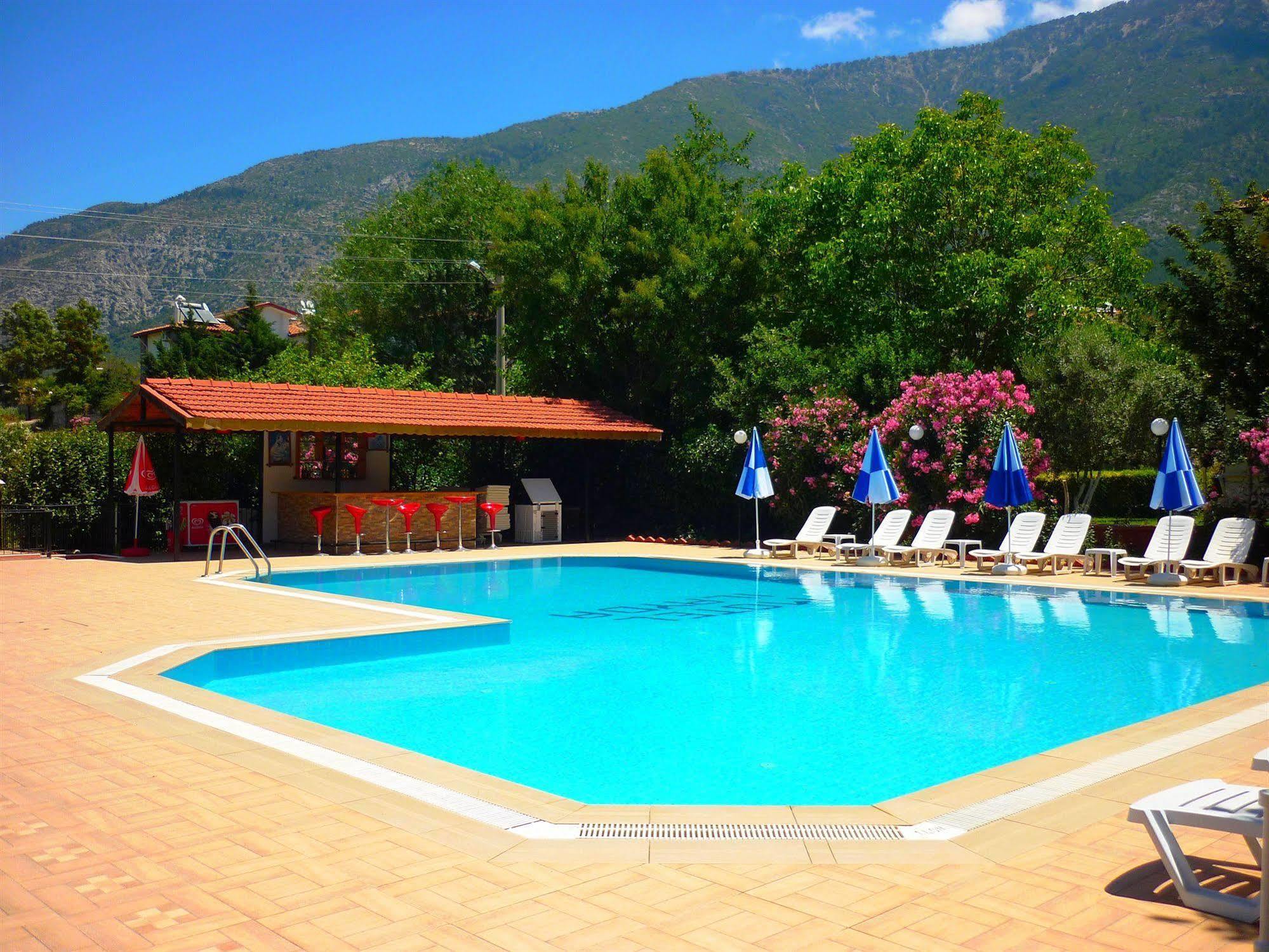 The Valley Hotel