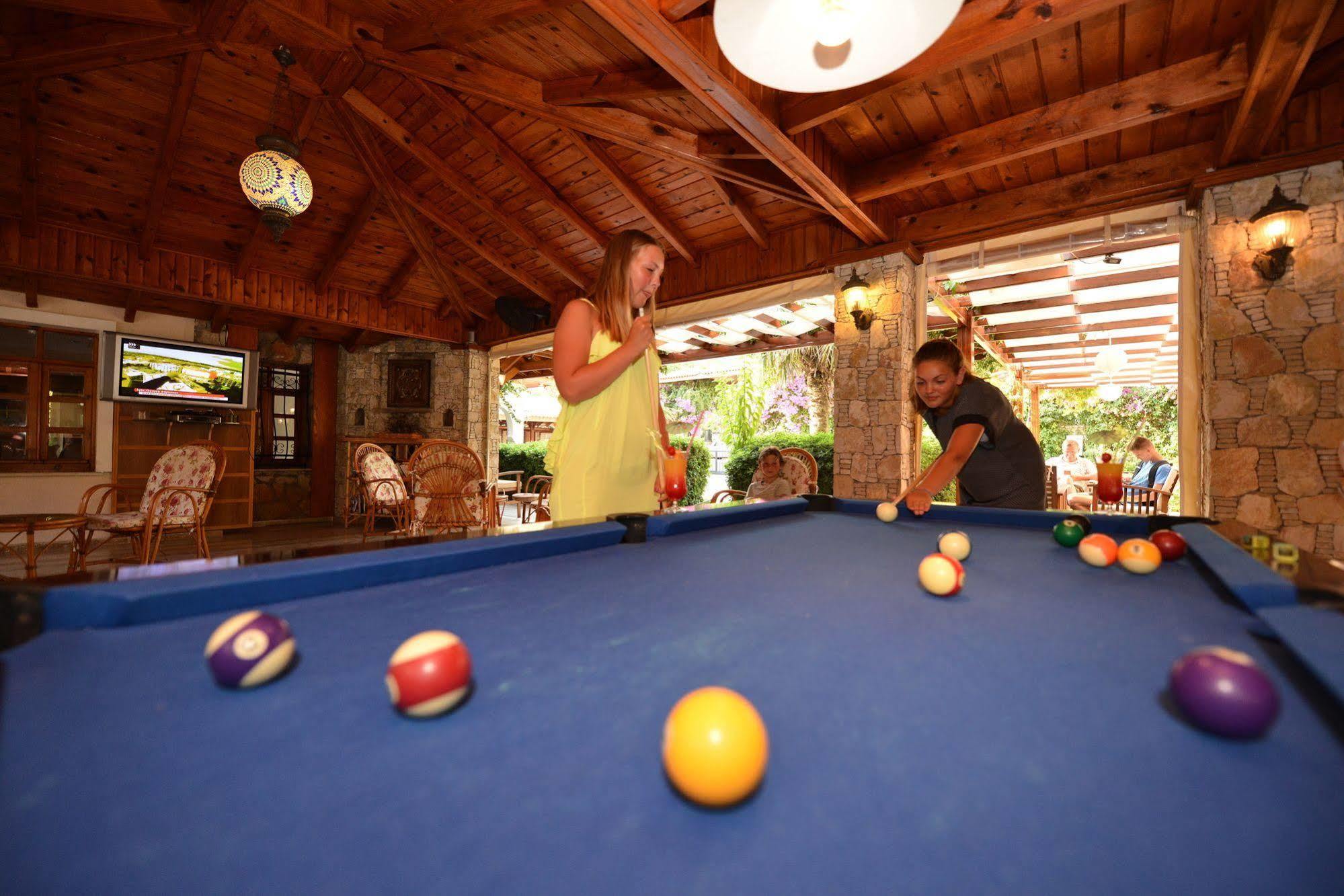 Hotel Perdikia