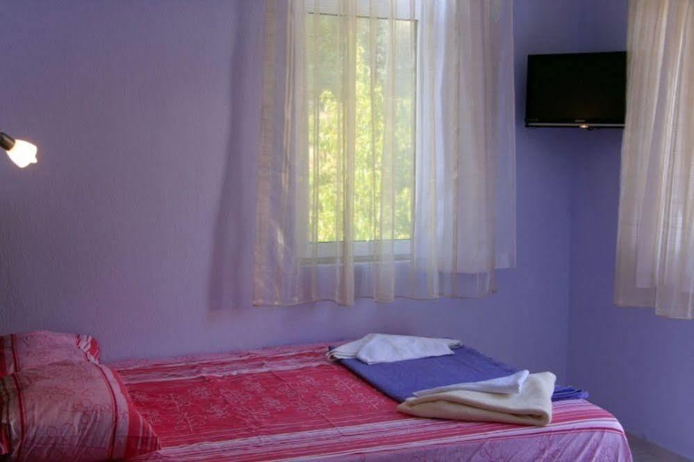 Grand World Hotel 2*