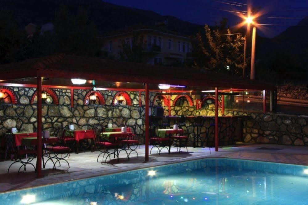 Hotel Grand World 2*