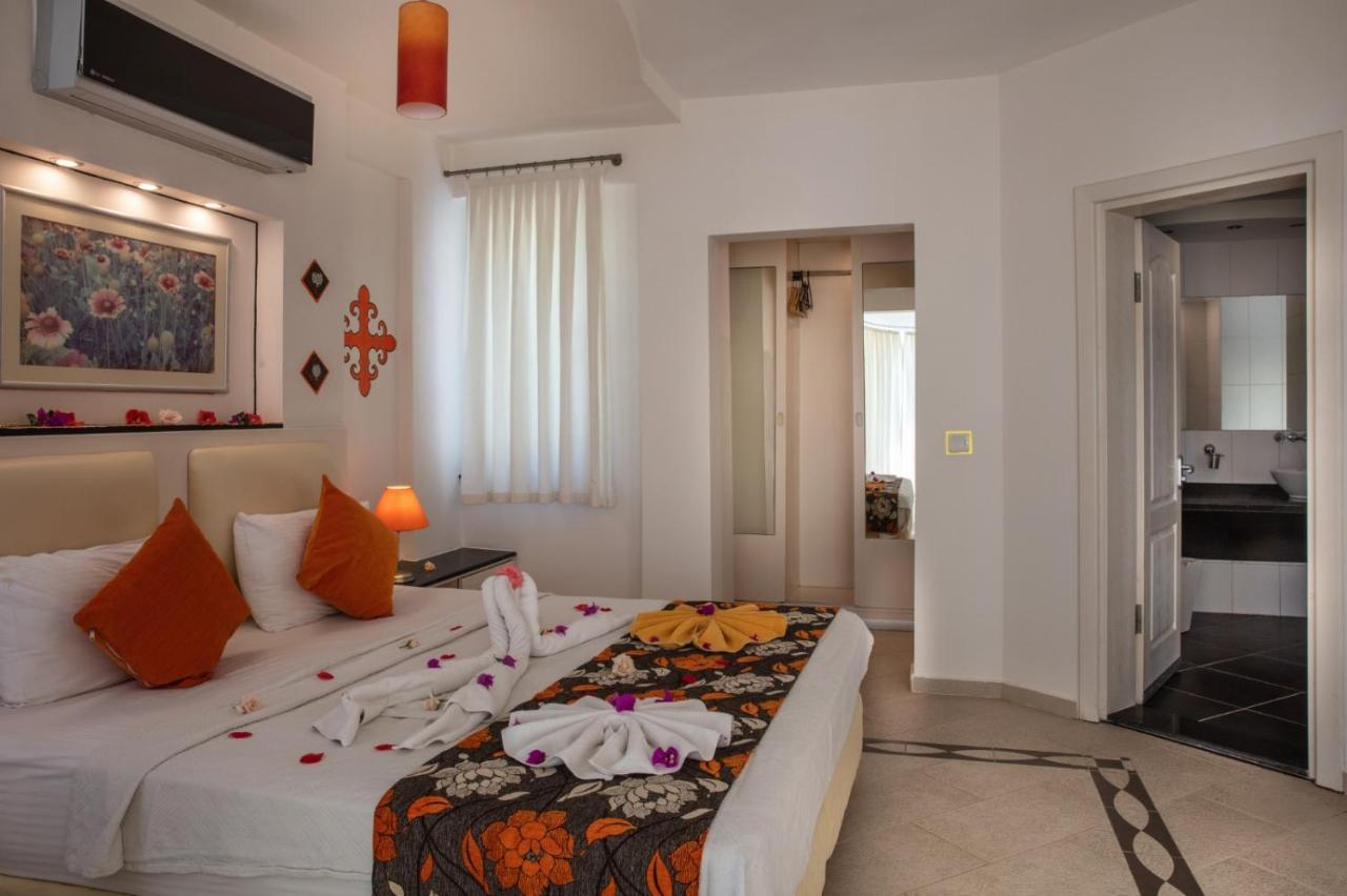 Golden Life Heights Deluxe - Adult Only Hotel 4*