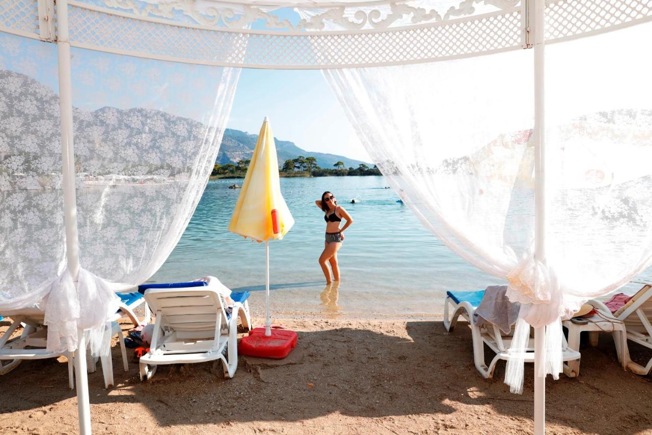Golden Club & Caravan Holidays Campsite 3*