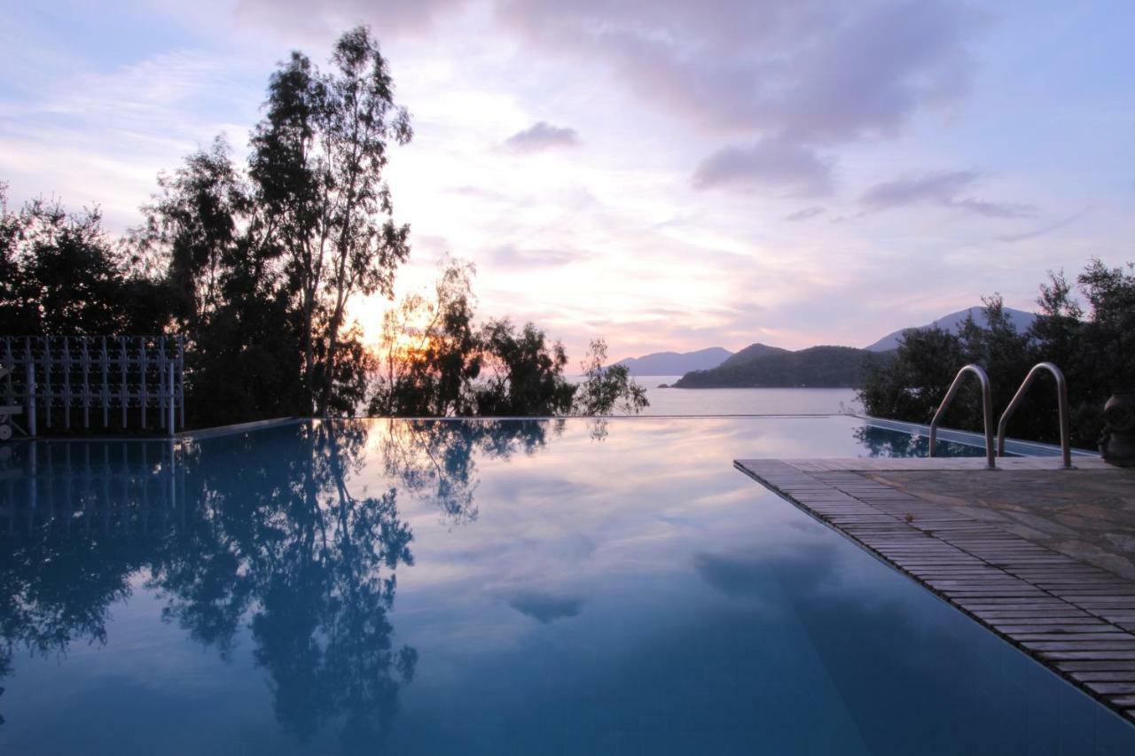 Beyaz Yunus - Adult Only Hotel