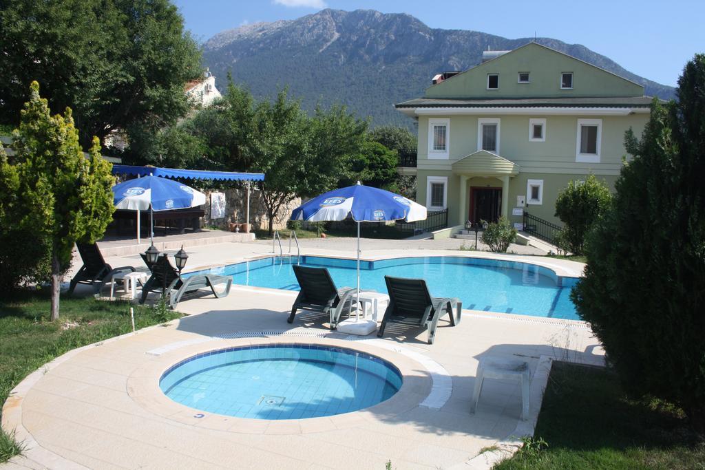 Hotel Coral