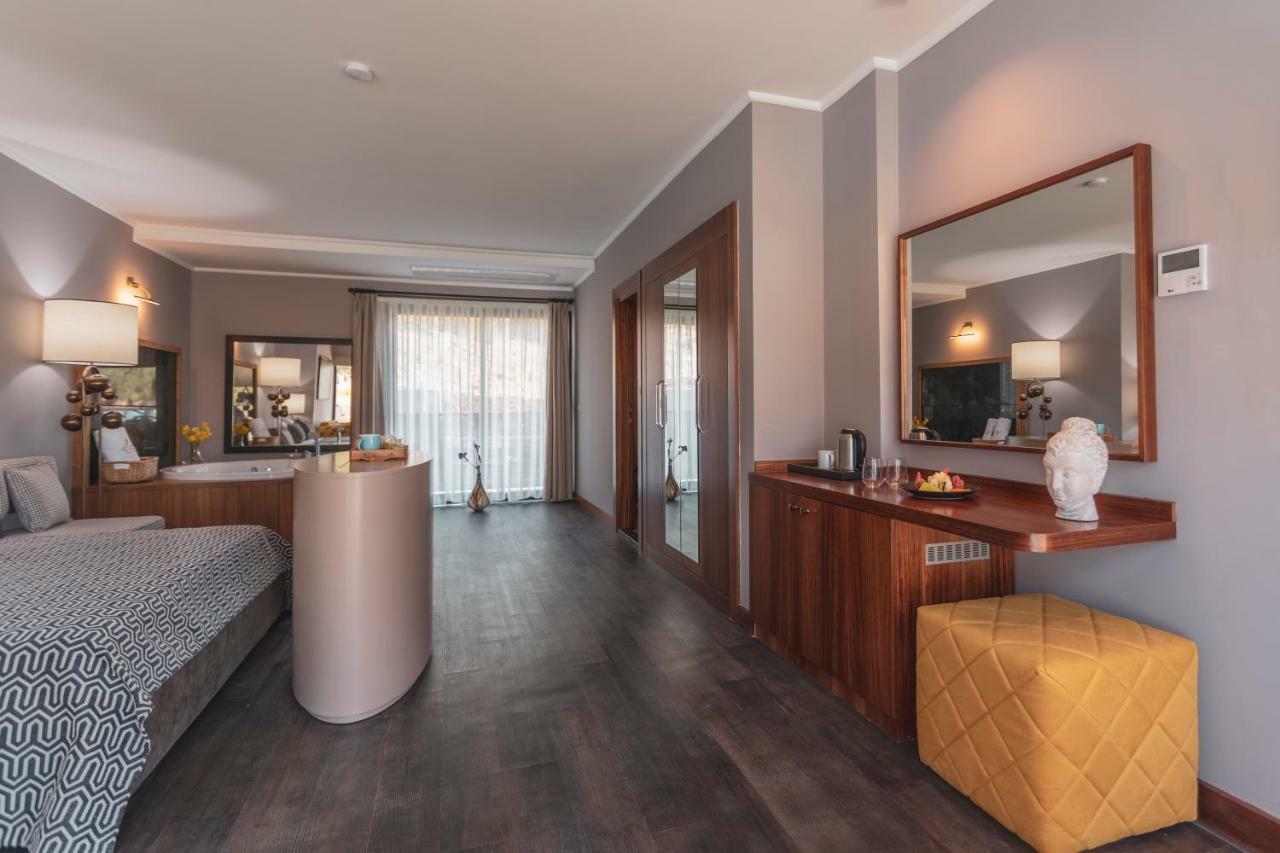 Orka Cove Penthouse & Adults Only