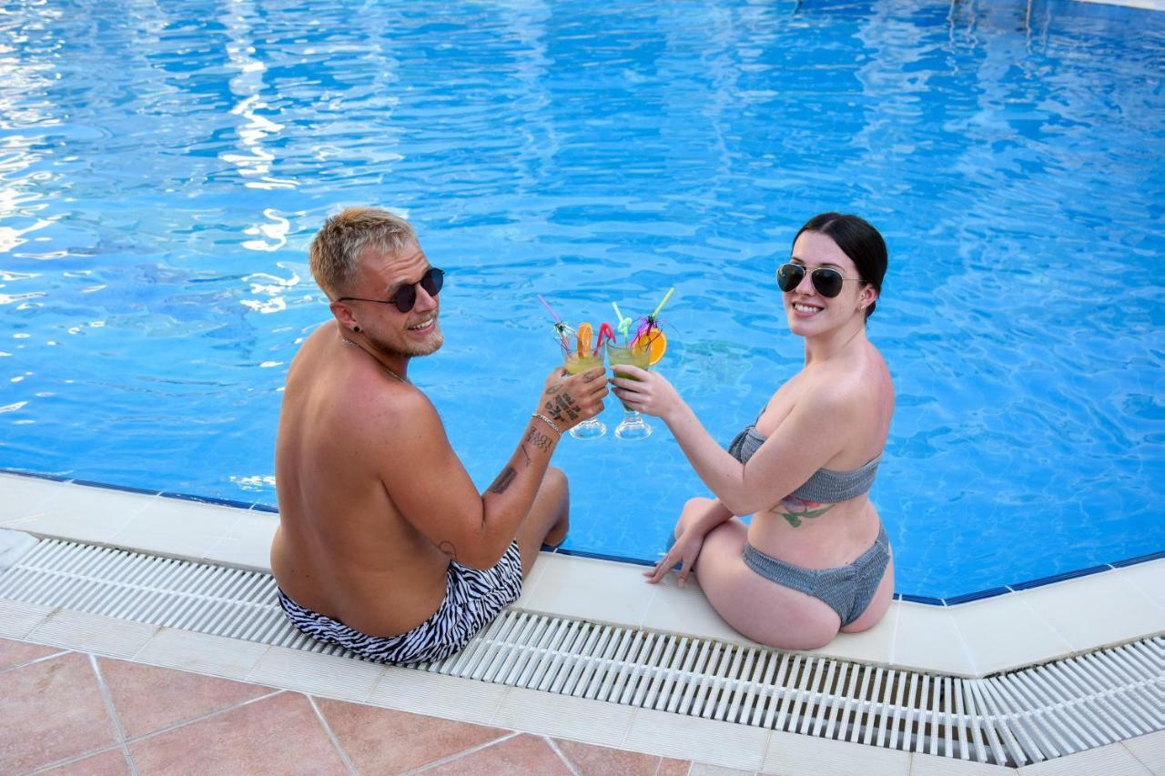 Belcehan Resort 3*