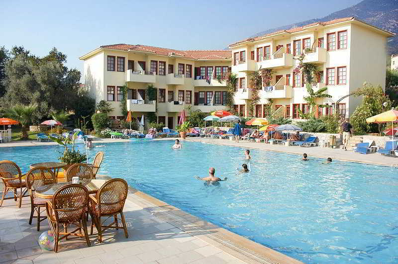 Celay Hotel 3*