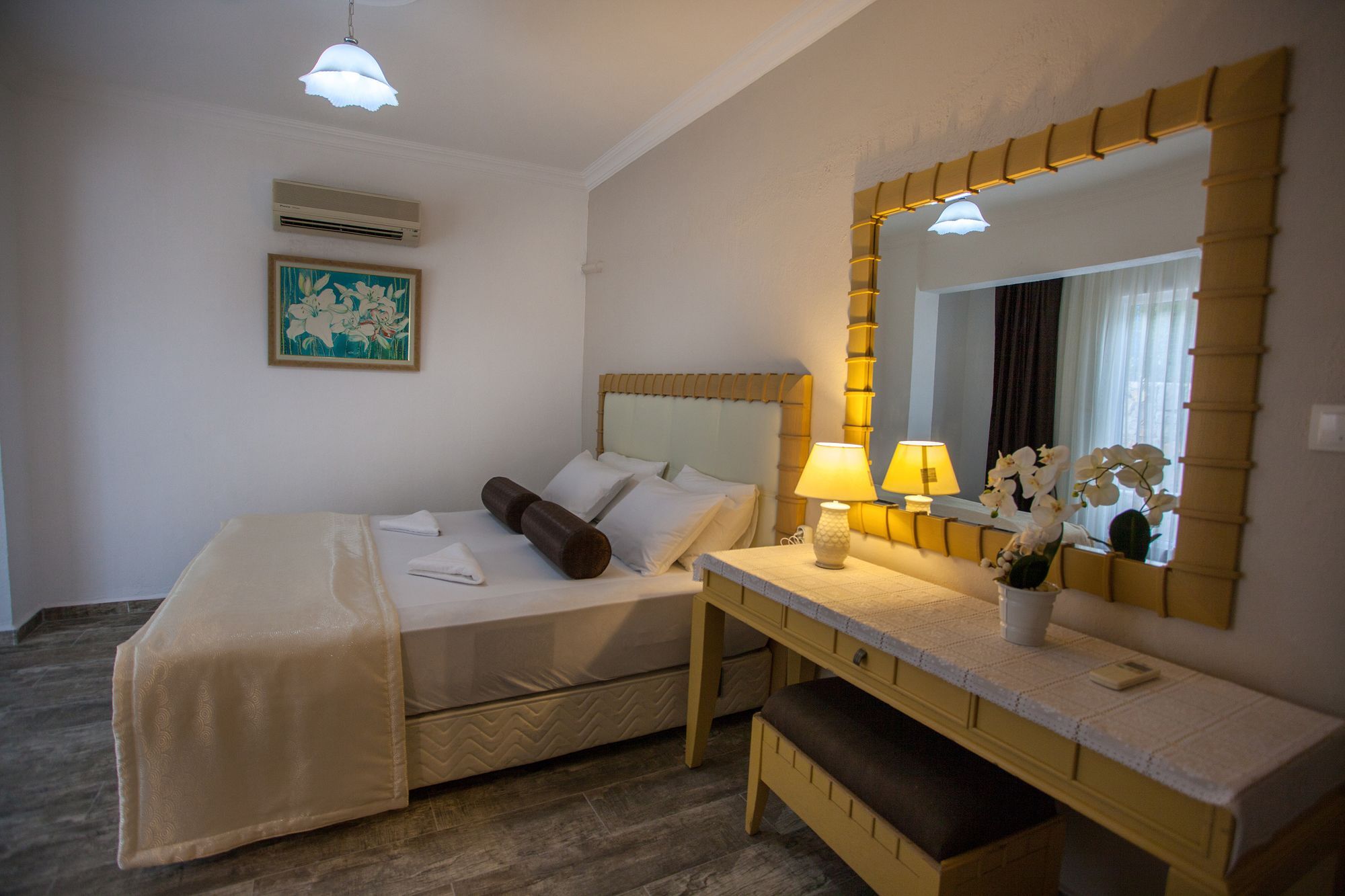 London 3* Oludeniz