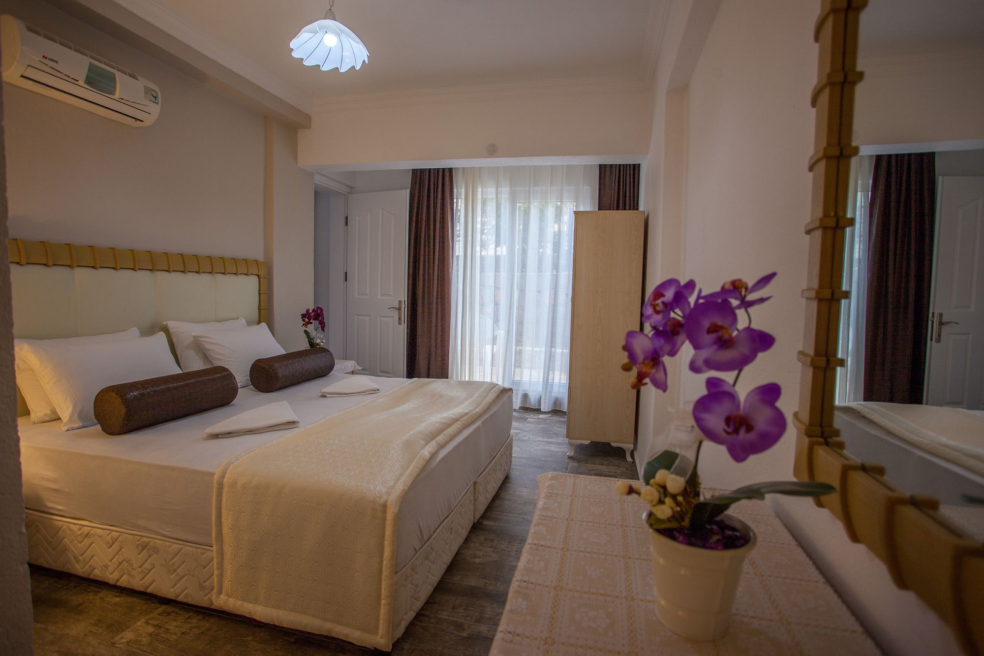 London 3* Oludeniz