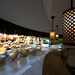 Pinehill Hotel & Suites