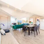 Stunning Suite In Oeluedeniz With Seaview And Pool