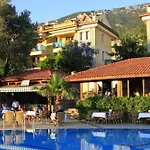 Perdikia Hill Hotel And Villas