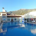 Zehra Tatil Koeyue