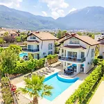 Villa Valley 5
