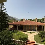 Mavruka Hotel