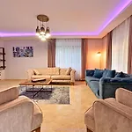 İstanbul - 3 Bedroom Holiday Villa in Hisaronu