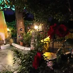 Tunacan Hotel