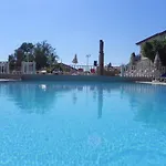 Star Hotel