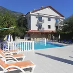 Star Hotel