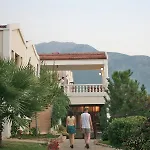 Big Rose Hotel