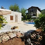 Kay4900 Villa Karya 1 Bedroom